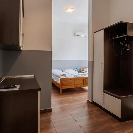 Kobilj 3*